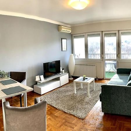 Sunkissed Apartment Belgrado Exterior foto